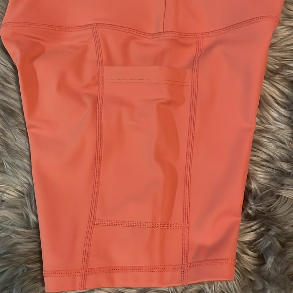 Women's High-Waisted Trailhead Shorts - Coral - Picture 5 of 10